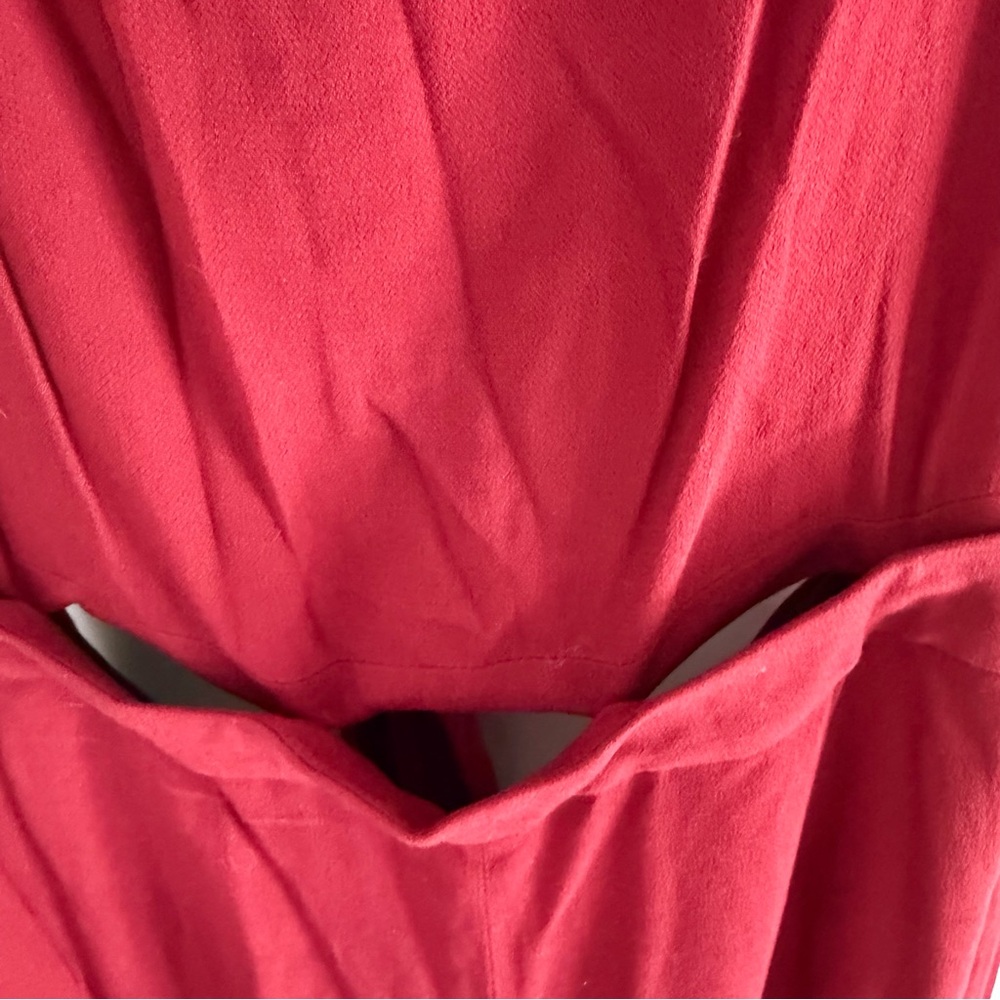 NWT / Vetta Capsule Two Piece Apron Jumpsuit in Burgundy - Picture 4 of 8